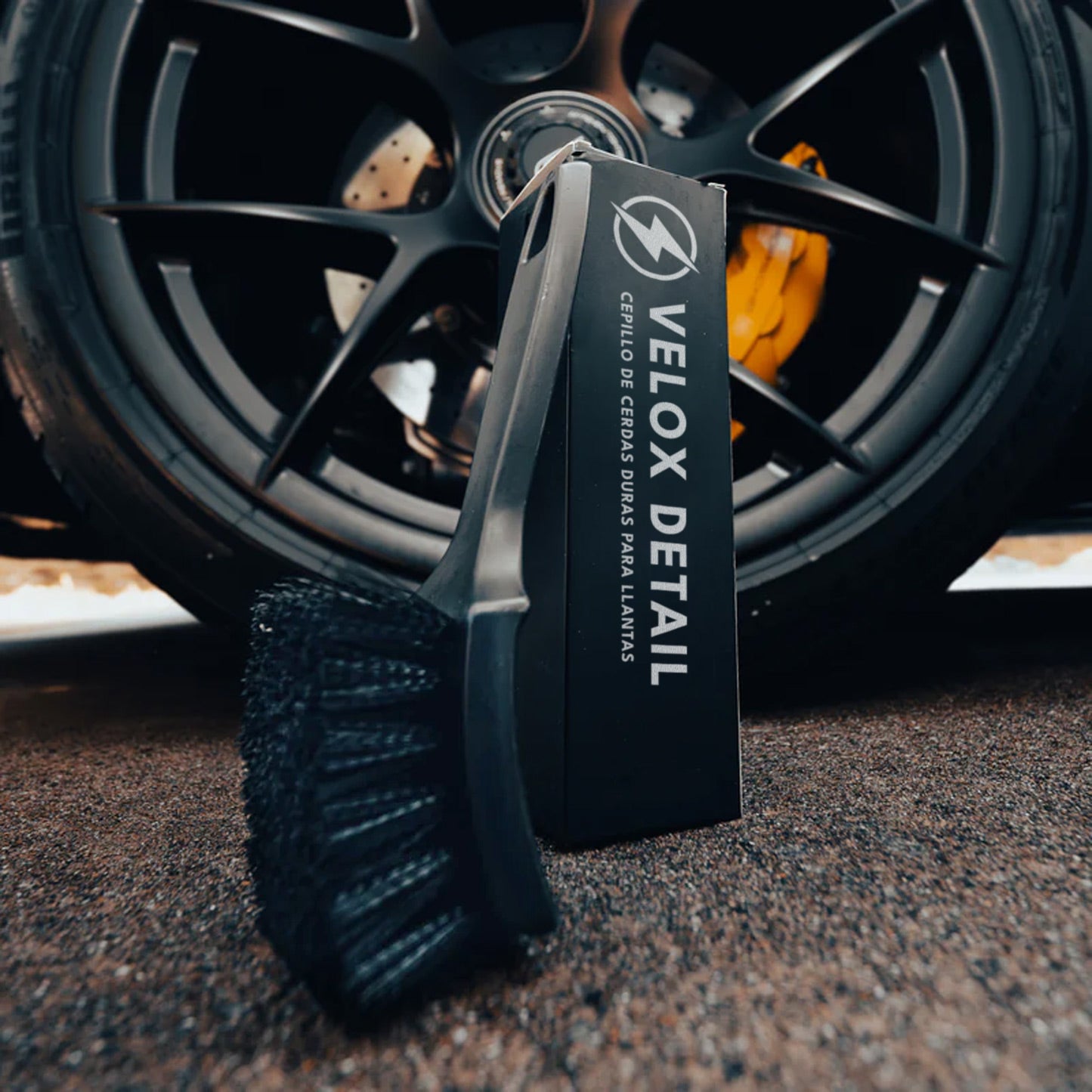 CEPILLO DE CERDAS DURAS VELOX DETAIL